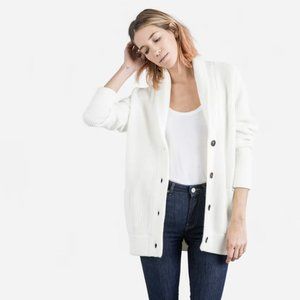 Everlane Chunky Knit Boyfriend Cardigan in cream, size XS.